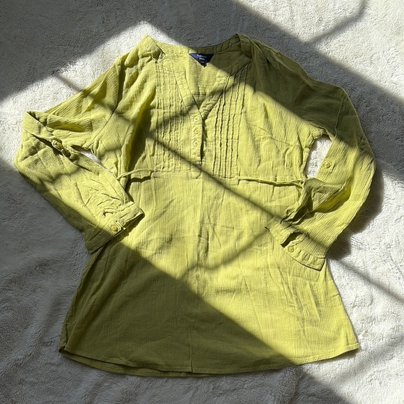 Reitmans Chartreuse Tunic Size Large Petite | Boho Style | Pin-Tuck Blouse | - Picture 1 of 7